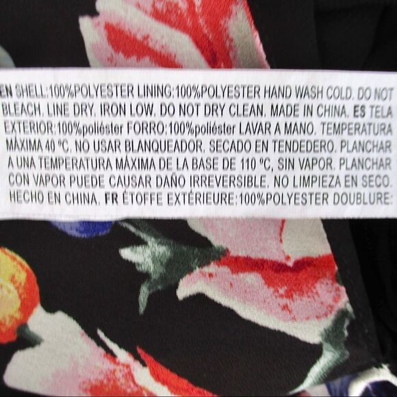 🍍3/$15🍍 Forever 21 Floral Long Sleeve Romper - Picture 8 of 8